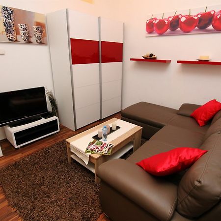 Apartamento Checkvienna - Waehringer Strasse Exterior foto